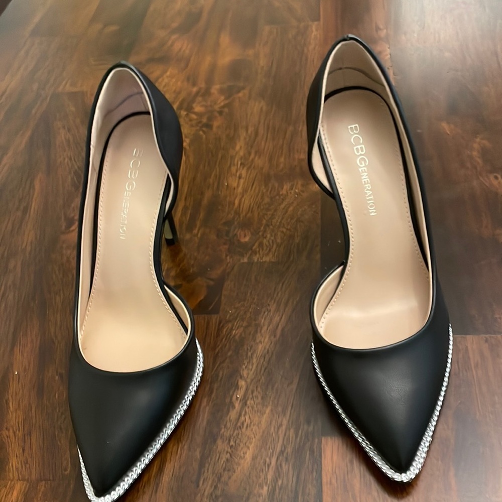 BCBG black pumps